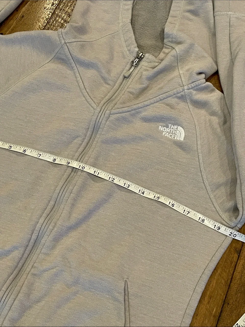 The North Face Light Gray Full‑Zip Women's Hoodie D35